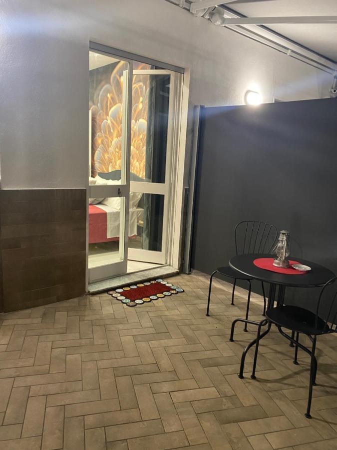 Hotel Terrazza Annunziata à Naples Extérieur photo