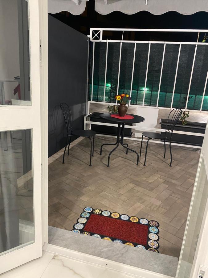 Hotel Terrazza Annunziata à Naples Extérieur photo