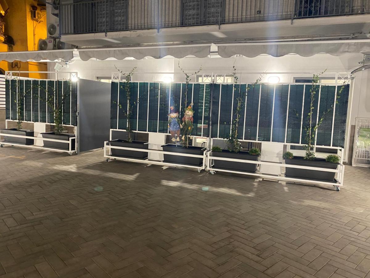 Hotel Terrazza Annunziata à Naples Extérieur photo