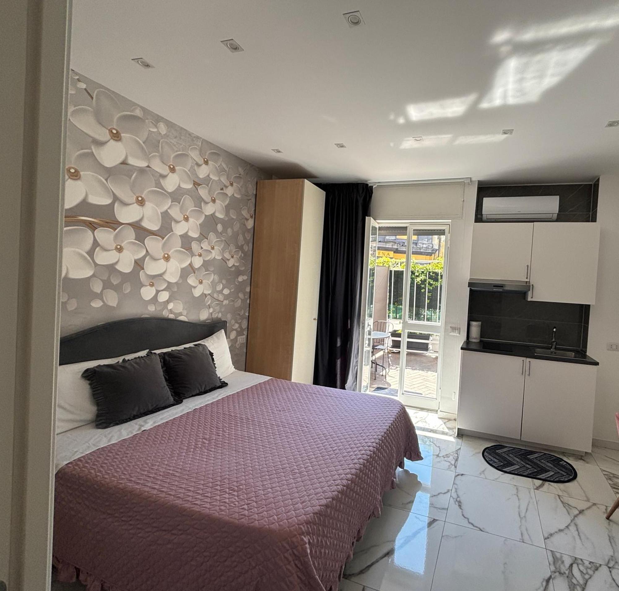 Hotel Terrazza Annunziata à Naples Extérieur photo